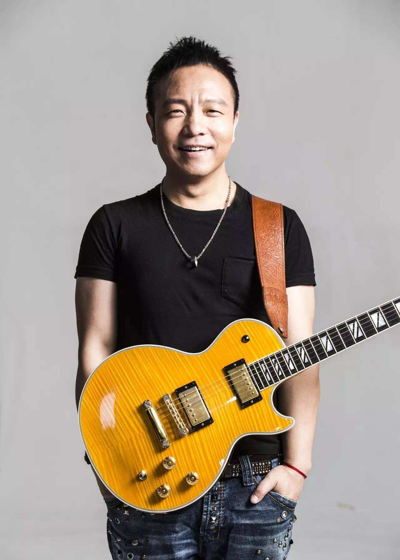 音乐才子许巍妻子是初恋亲情爱情有泪人到中年想宝宝