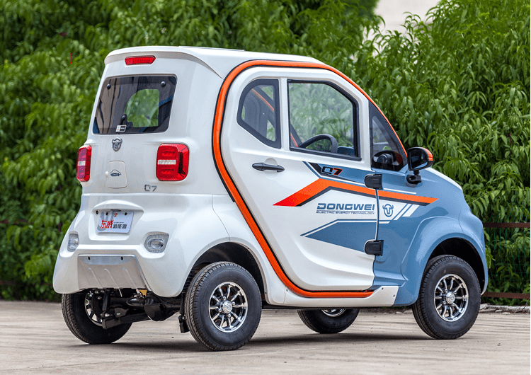 老年代步车应该选哪个品牌行内人详细分析给你看不用再买错了