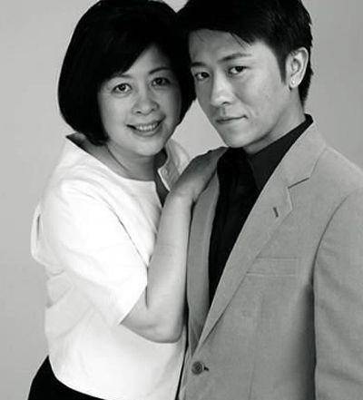 亲妈干妈都是导演,他出道18年默默无名,今改了名被张嘉译带火_林申