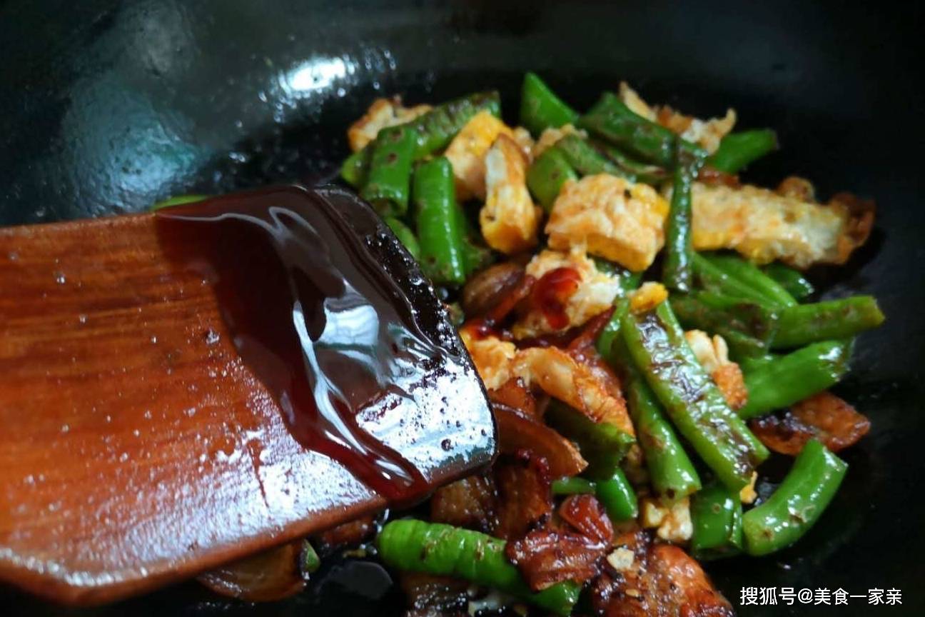 虎皮|这才是辣椒炒鸡蛋的正宗做法,比吃大鱼大肉都香,我家一周吃5次