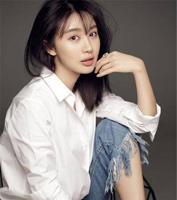 关系33岁李菲儿，性感美艳优雅大气，晓明哥会后悔吗？