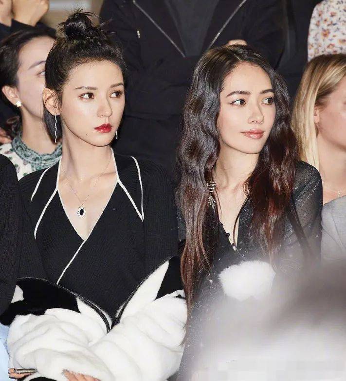 因为当淡颜女神遇上浓颜美人,谁更美?7组女星对比强烈