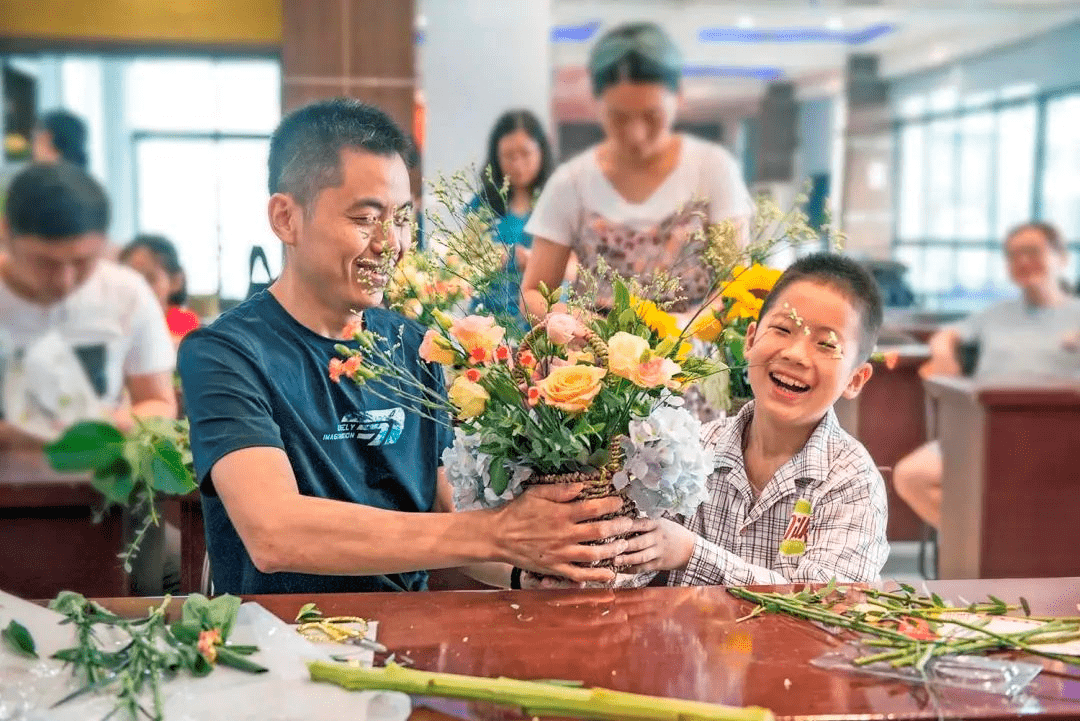 活字印刷術傳承國粹文化—小中醫山楂蜜丸製作領略中醫文化魅力的同時