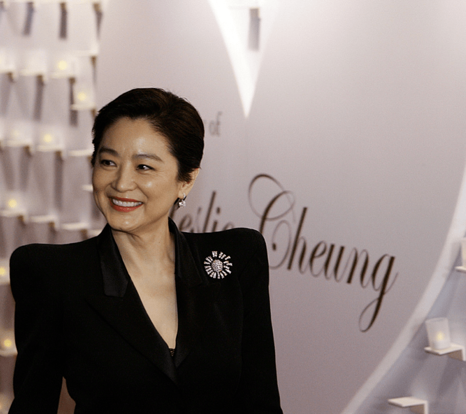 俞飞鸿皮相美人vs骨相美人：有人颜值“昙花一现”，有人越老越年轻