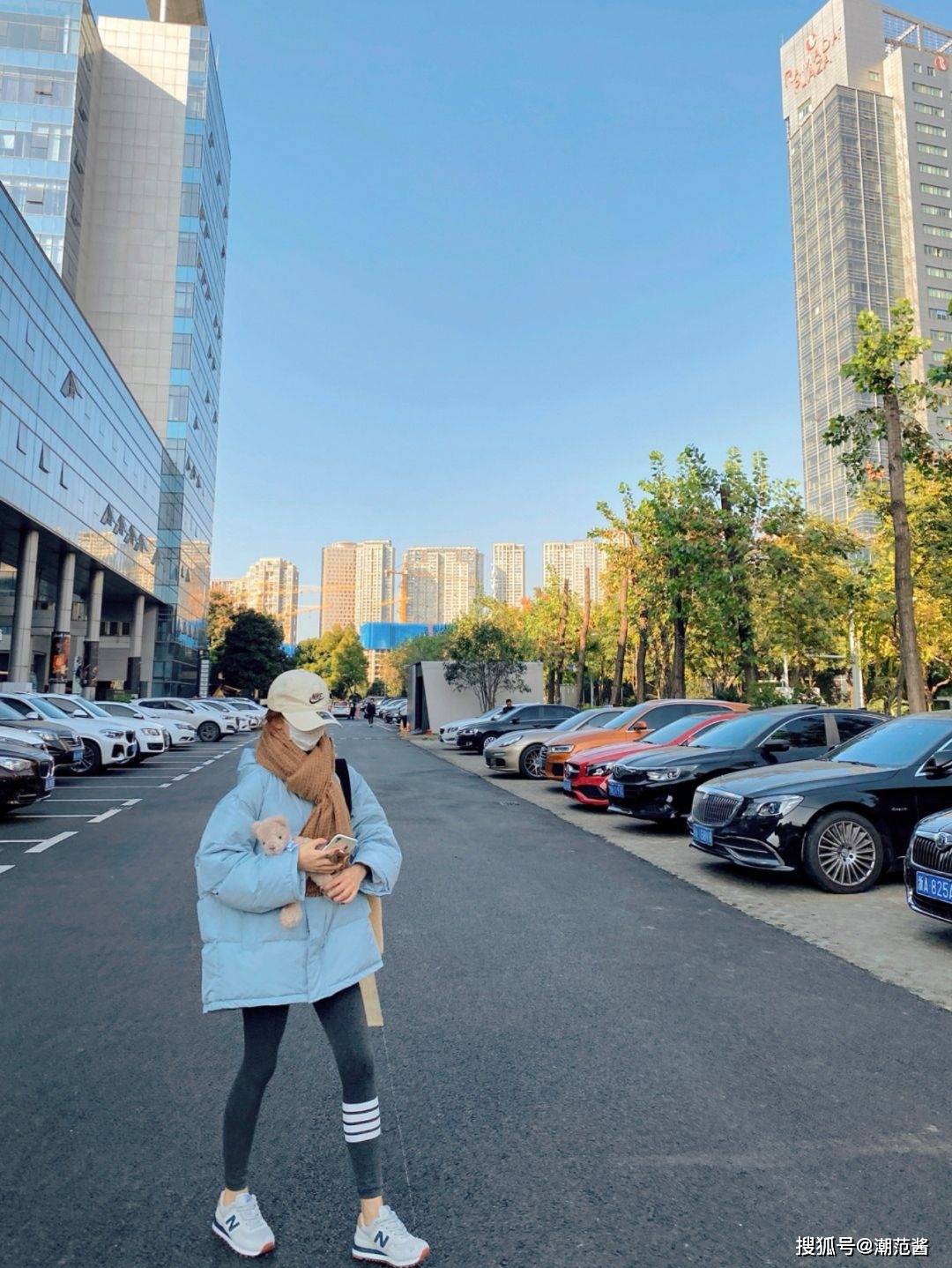 对比 挑战不重样搭配,这个春天也要做精致女孩,尝试高级叠穿搭配