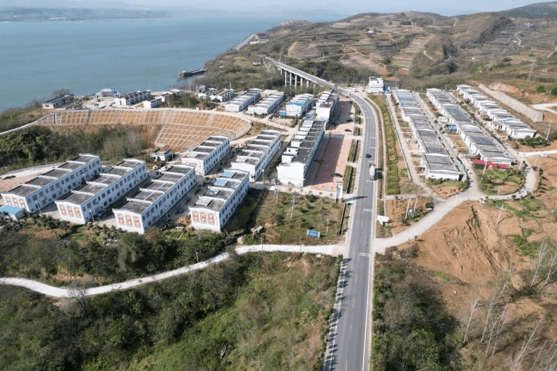 用真心护群众——淅川县大石桥乡郭家渠村第一书记 李冬平