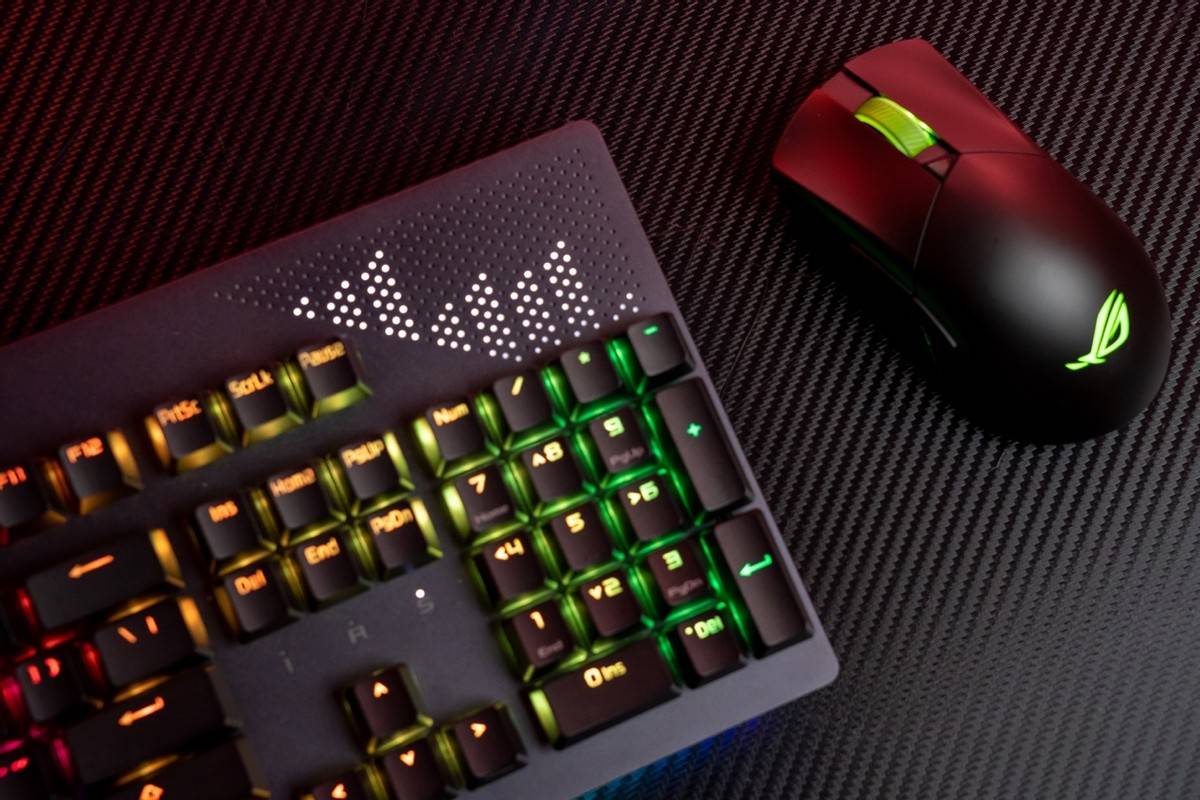 原创定义量产客制化的高端键盘rog耀光2幻游戏键盘体验