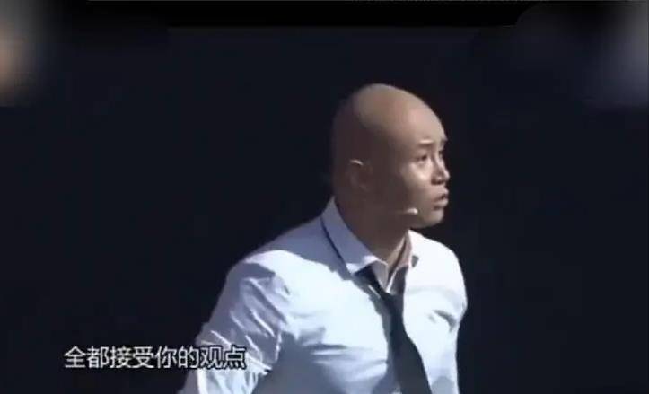 乐嘉|三婚三离，从金牌导师到乡镇商演，47岁的乐嘉经历了什么？