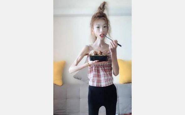 骷髅妹刘野从120暴瘦到58斤为爱痴狂结局比想象的心酸