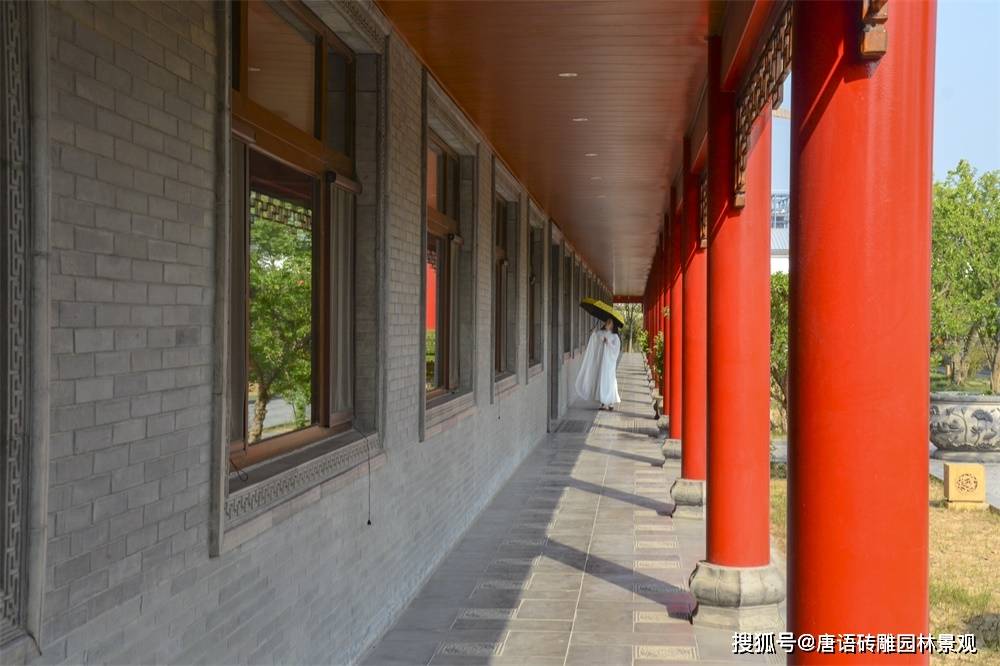 中式四合院庭院回廊装修材料柱础古典大气