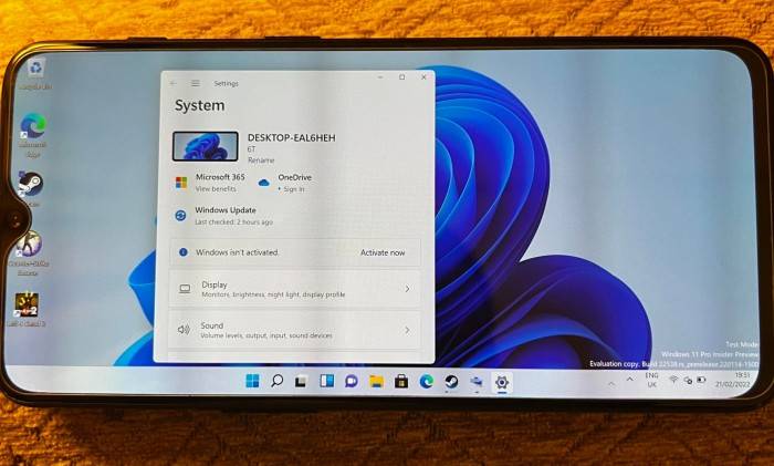 智能机|网友展示在一加6T上启动并运行的Windows 11操作系统