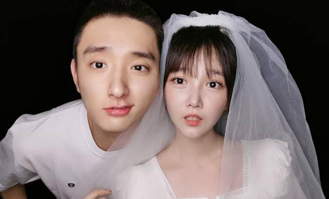 于小彤深夜与异性k歌畅饮,酒量差还装社会人_陈小_女朋友_感情