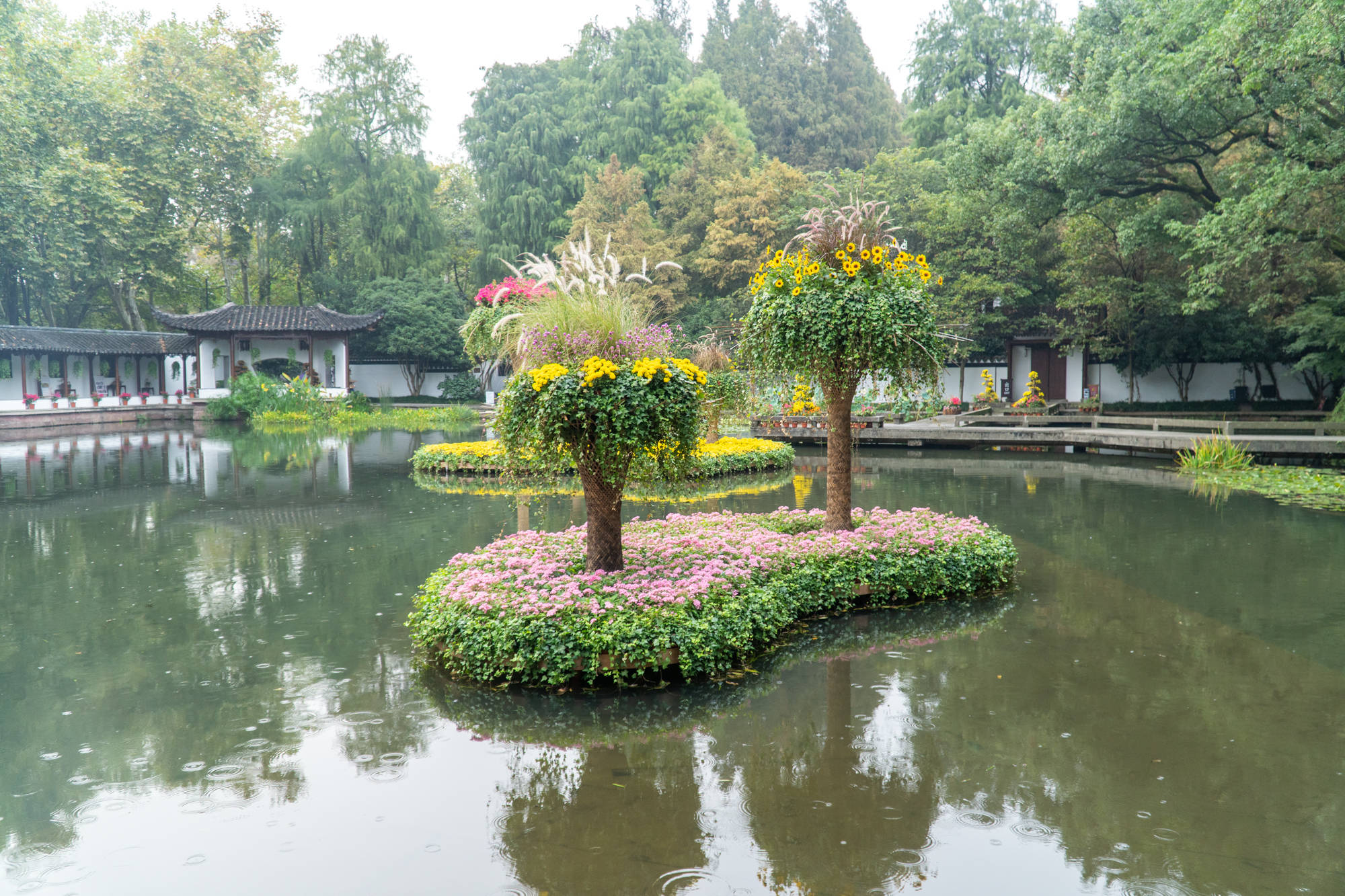 历史|杭州小众景点推荐，上百年历史的私家花园，就藏在西湖核心区