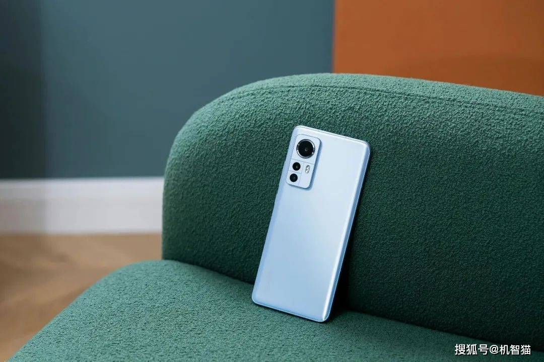 2022年最新购机指南：众多老款旗舰价格探底，全价位手机推荐！