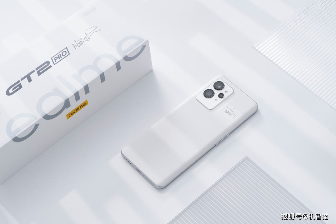 2022年最新购机指南：众多老款旗舰价格探底，全价位手机推荐！