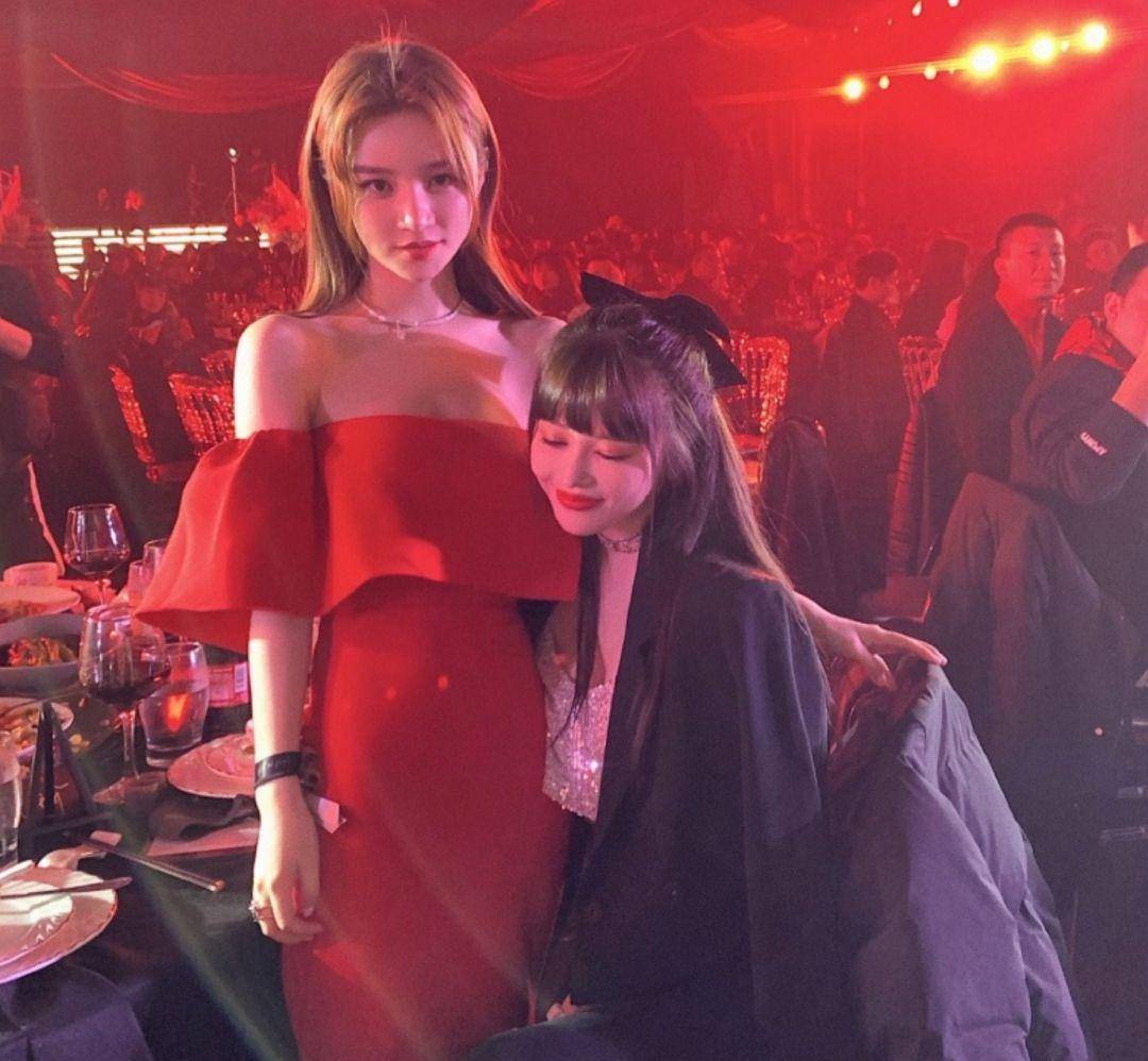 雪梨年会不仅是网红脸连连看,还送豪车,爱马仕,百万现金!