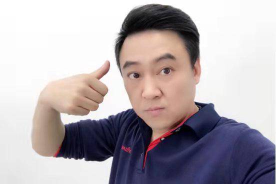 张小伟直播力挺赵本山,指责娇娇毁坏师父名誉,抱怨杨树林抢饭碗_徒弟