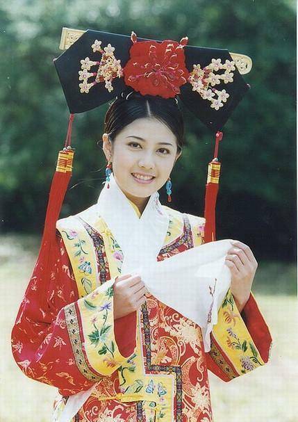 韩瑜古装剧产量不高,但还是有《青龙好汉》这样的口杯剧集,她还演过