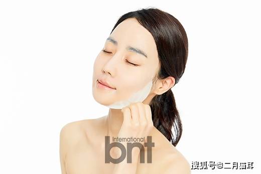 美娜2022年美妆小编Pick 化妆包必备宝藏单品集合