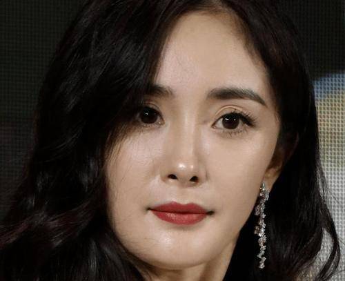 滑铁卢离开了精修图，那些颜值滑铁卢的女明星