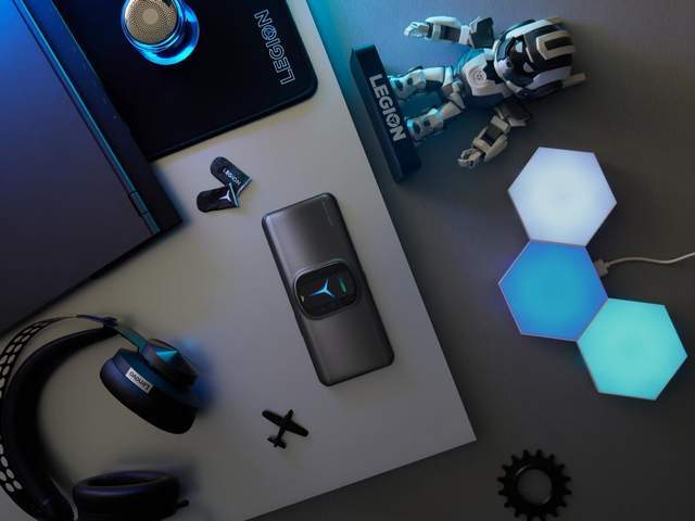 联想拯救者Y90电竞手机发布：骁龙8+双鳍片双风冷，首发3999元起