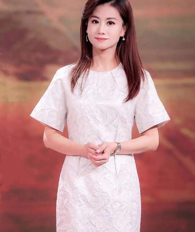 原创表扬了羽生结弦观众却不买账央视女主播陈滢的夸赞真的过了吗