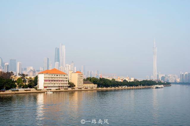 富人|实拍广州二沙“富人岛”，景色优美游客不多，没有地铁但值得一游