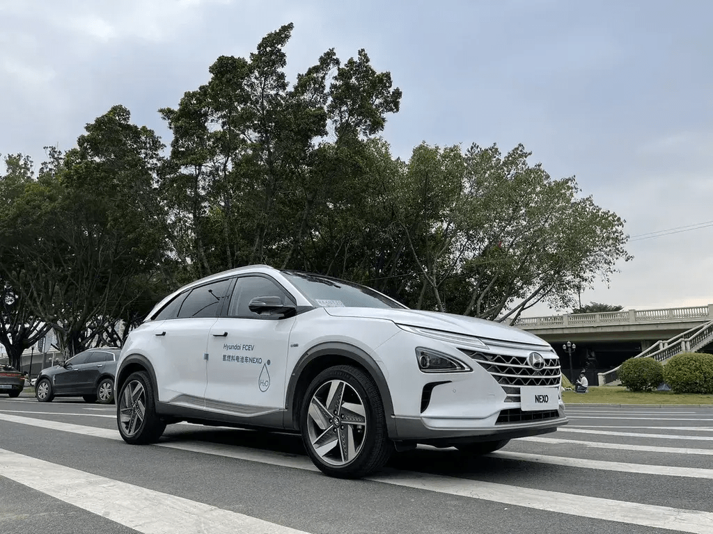 加氢站超1000座燃料电池车超1000000辆氢能源汽车前景明朗