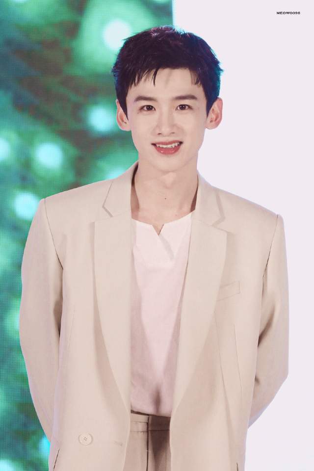 感觉初见觉得一般，越看越好看的5位男星，气质比长相更吸引人