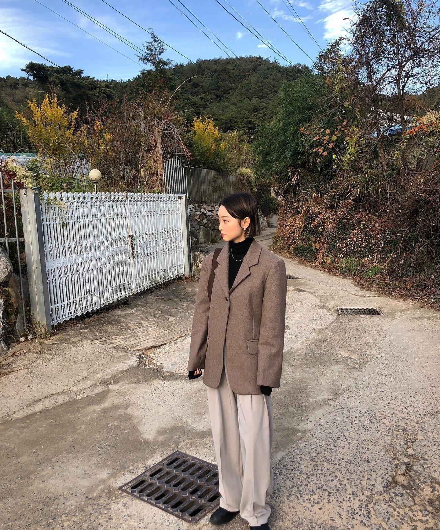 卫衣 带感的学生党穿搭，绝对能勾起你的回忆！每一套都经典