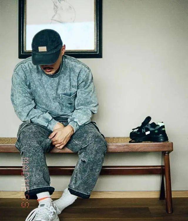 品牌 OFFWAY-很潮 New Balance和余文乐解约，周杰伦也受牵连？