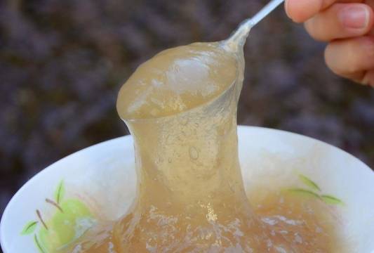 护肤品天然的“玻尿酸”找到了,当做零食吃,滋养肌肤,悄悄寻回少女肌