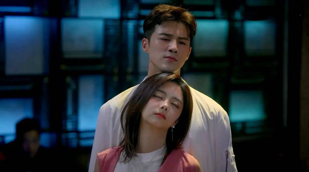 泰国版《狐狸的夏天》开播,女主颜值不输谭松韵,但毁经典没商量_剧作