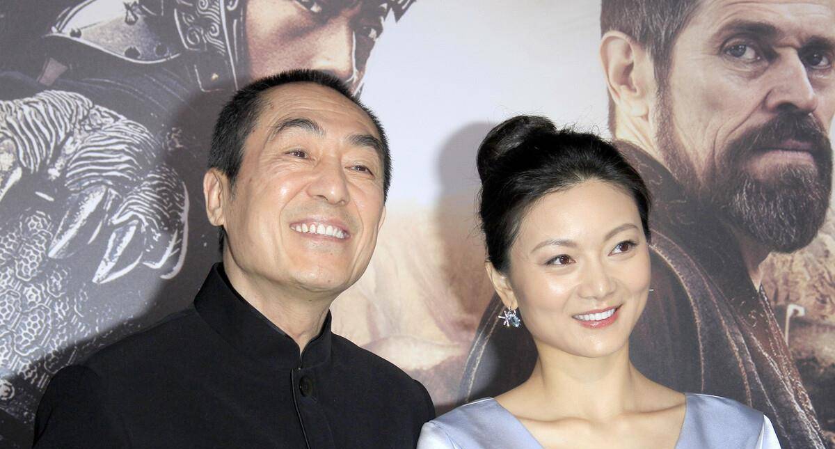 张末|张艺谋之女：从小最恨巩俐，离婚后回到父亲怀抱，如今成大导演