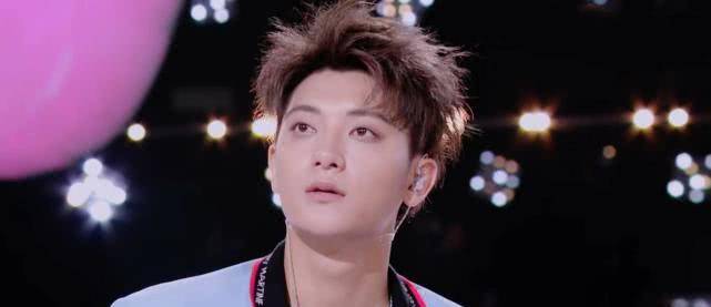 对比|鹿晗要输给蔡徐坤？《创3》要赢《青春2》，这几个细节或成转折点