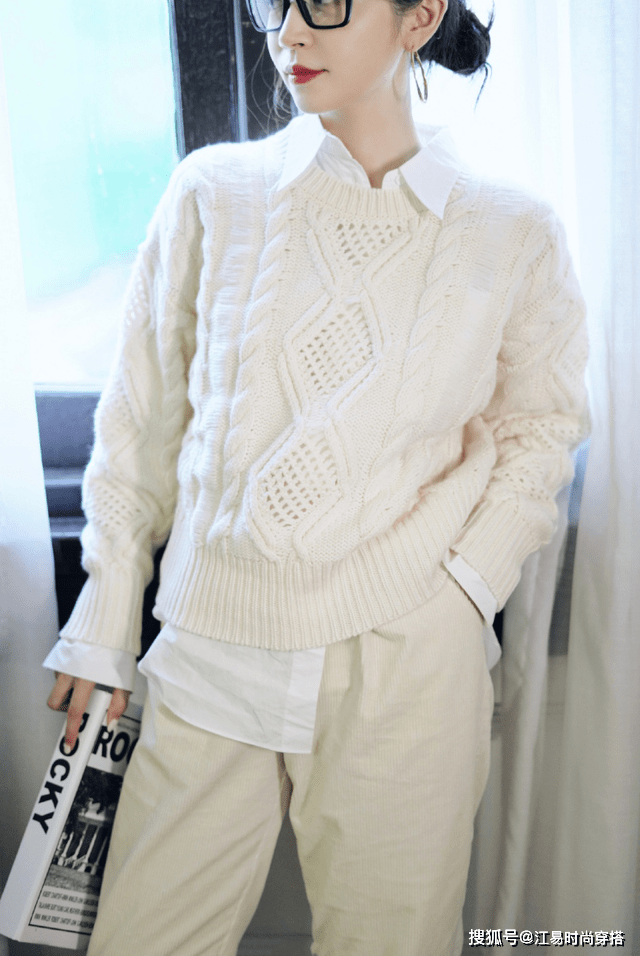 毛衣 穿毛衣别总老一套，三木这4套“叠搭”就很时髦，基础款也显高级