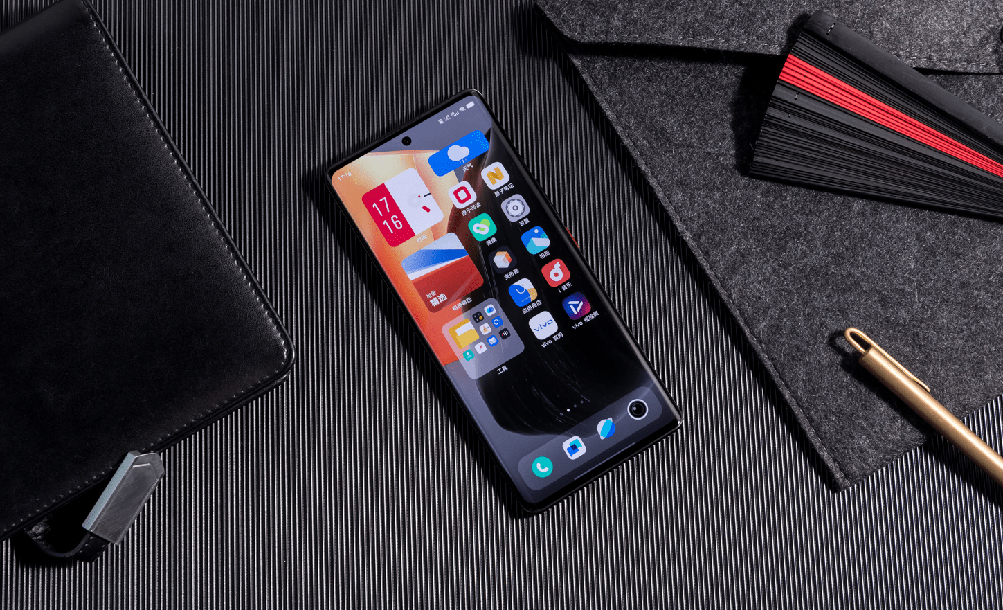 极致性价比，iQOO这几张牌打得好，网友直呼真香