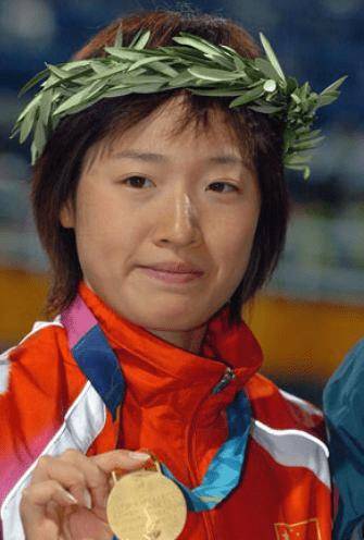 罗雪娟曾吐槽水不干净,退役成富豪阔太儿女双全_中国游泳队_鲍春来