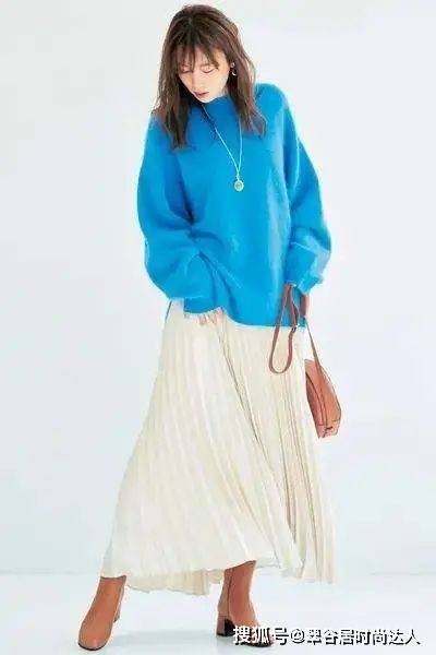 脚踝 女人再懒，穿打底裤也别配运动鞋！瞧日本主妇这样穿，时髦更高级