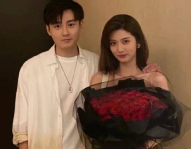 孔跟|心动的信号：马子佳彻底翻车？年龄被指造假，连身份也屡遭质疑