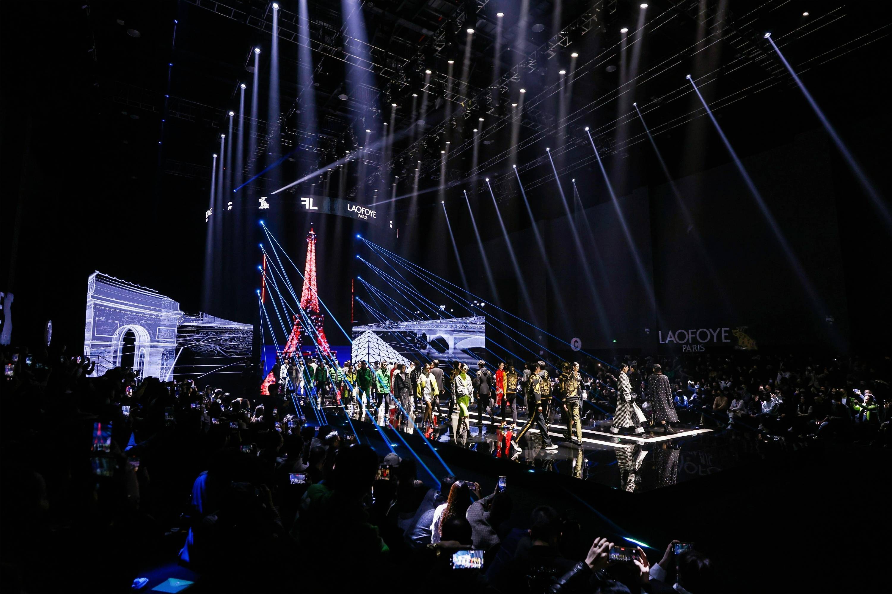 laofoye2022aw秋冬新品发布于杭州艺尚小镇闪耀呈现