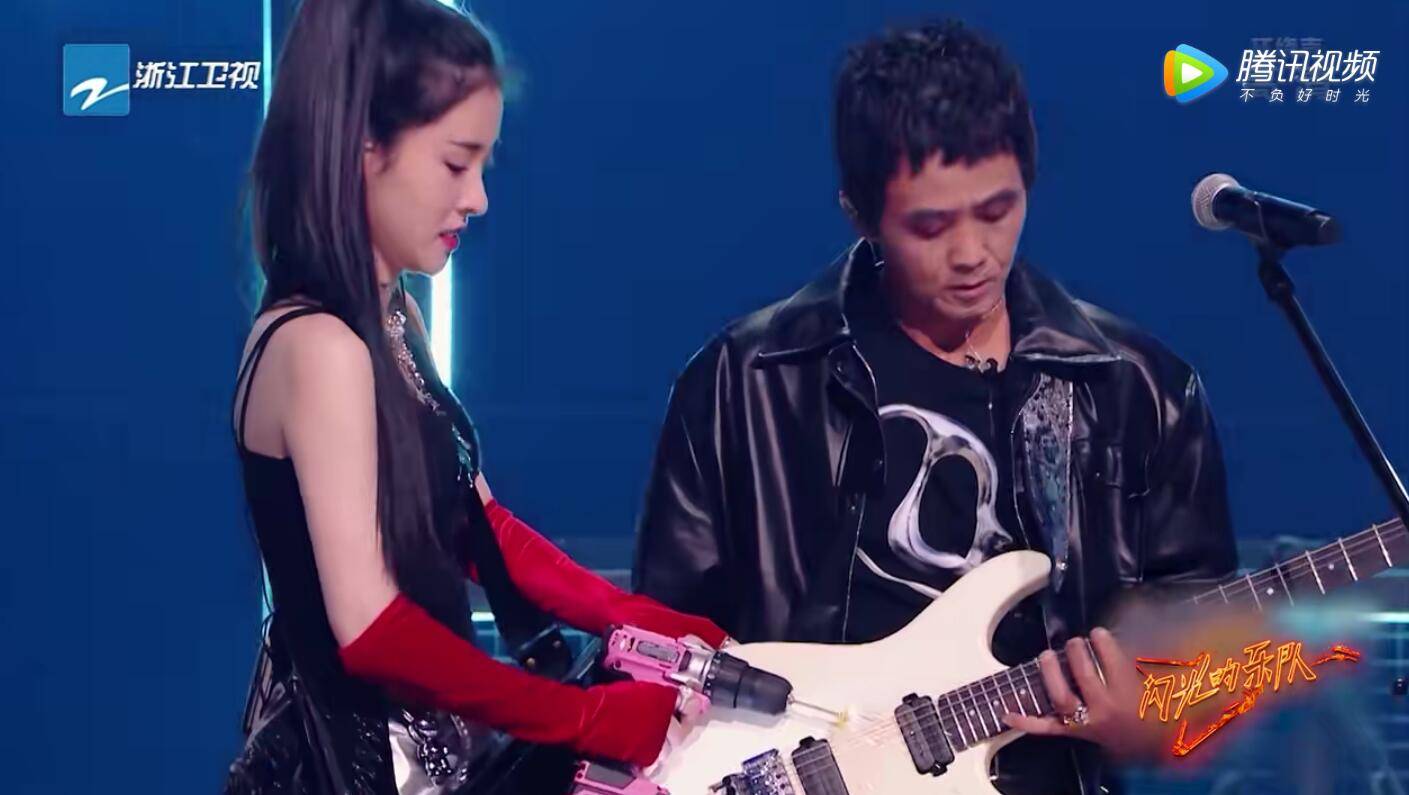 因为|《闪光乐队》金属兔凭啥赢？因为只有他们把时间轴和赛制玩明白了