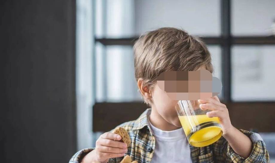 面包|这5种早餐你还在给孩子做吗？看似省事，实则“假营养”