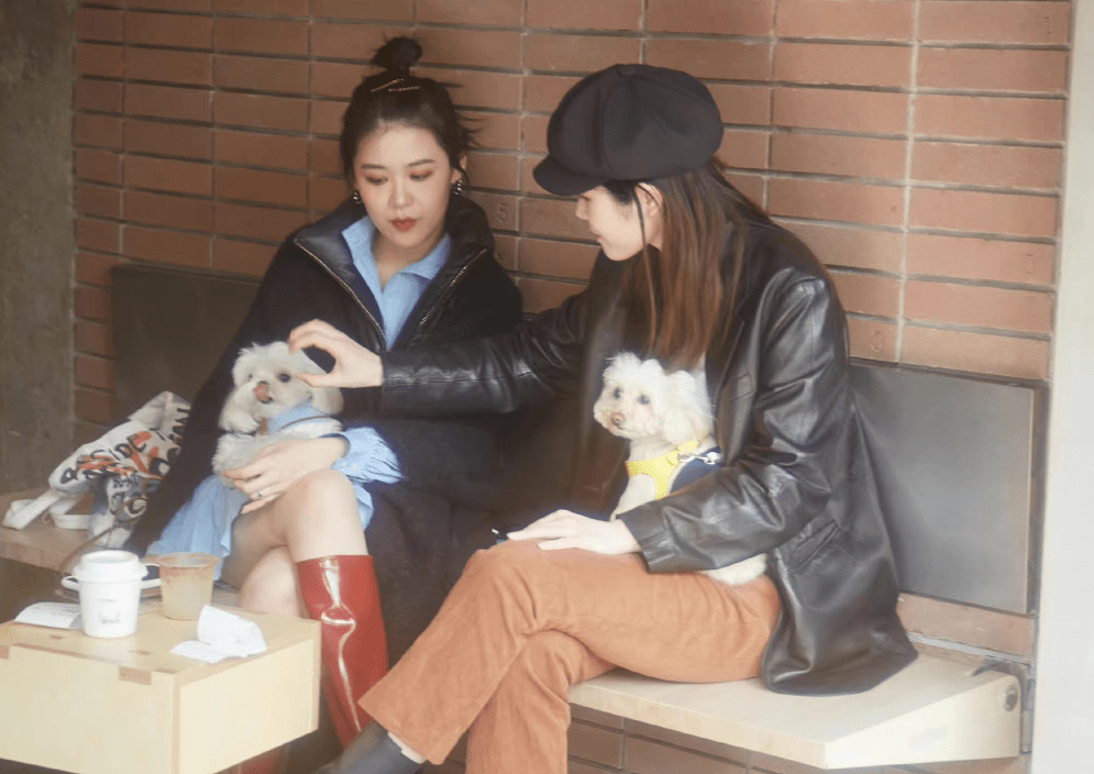 显得 原来上海女孩这么会穿!不用奇装异服就很好看,时尚感“一绝”