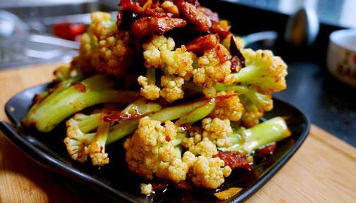 营养丰富口感好鲜嫩可口老少皆宜 茄子 花椰菜 油条