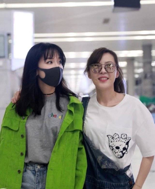 有种整容叫爱情公寓陈美嘉十年后跟胡一菲走机场胖成h型