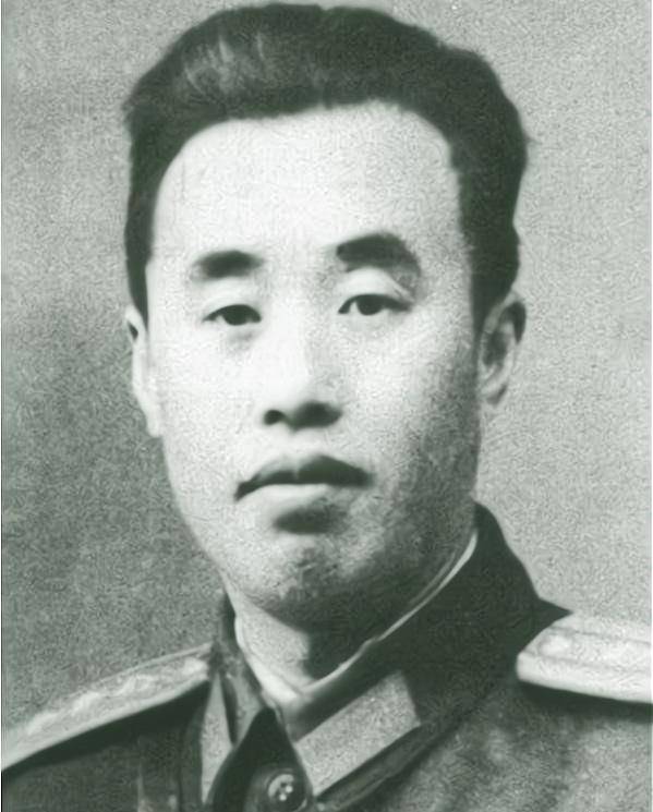 的黄继光",瓦弄之战立大功,32岁就升为大军区副政委_我军_印军_陈代富