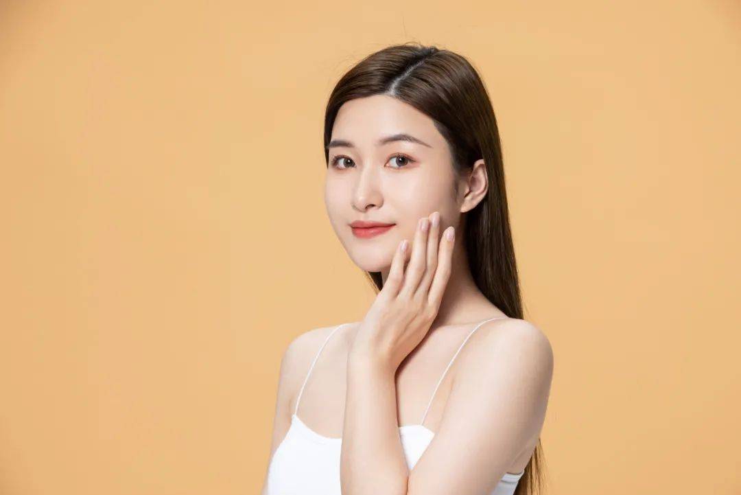 进行医美科普 | 如何避免面部脂肪填充踩坑！