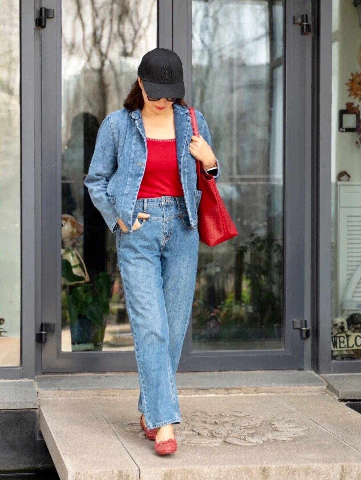 建议 给60岁女人的建议：可以不瘦但要会打扮，瞧这位胖奶奶，惊艳岁月