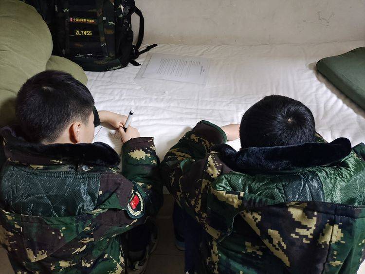 跨立|小战士精彩蜕变,尽显飒爽英姿